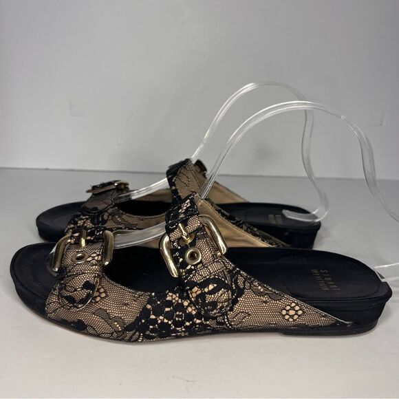 Stuart Weitzman
Freely Lace Buckled Sandal, Black - Picture 4 of 9